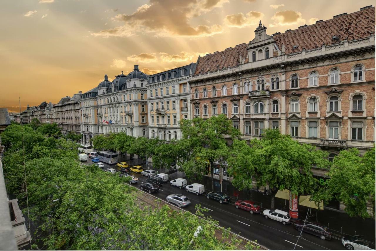 Heart Of Downtown Apartment Budapest Exterior photo