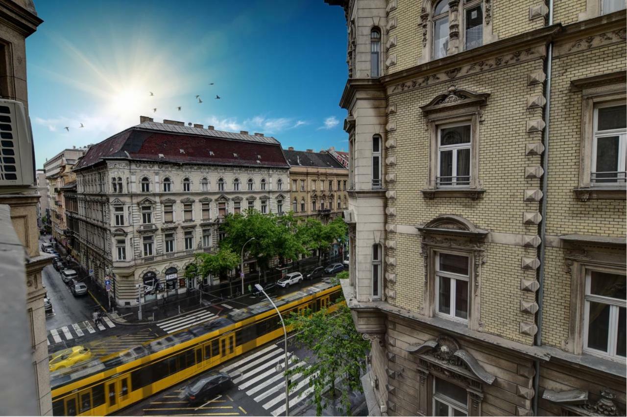 Heart Of Downtown Apartment Budapest Exterior photo
